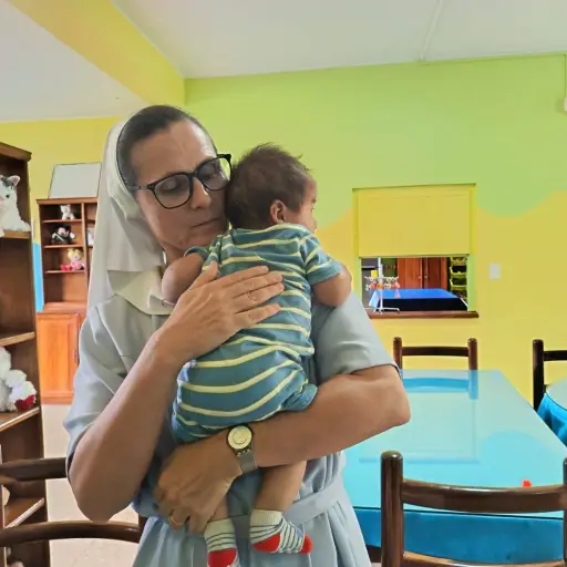 Lo dejaron en la Cuna de Vida y ahora busca una nueva oportunidad: la historia del “nene”