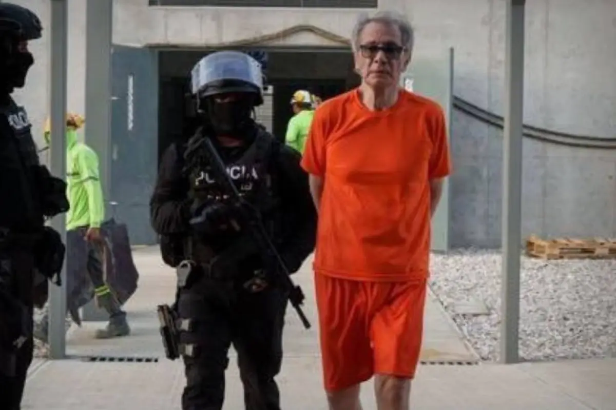 Jorge Glas (der) se encuentra recluido en la cárcel de Santa Elena en la provincia de Santa Elena., Foto: SNAI