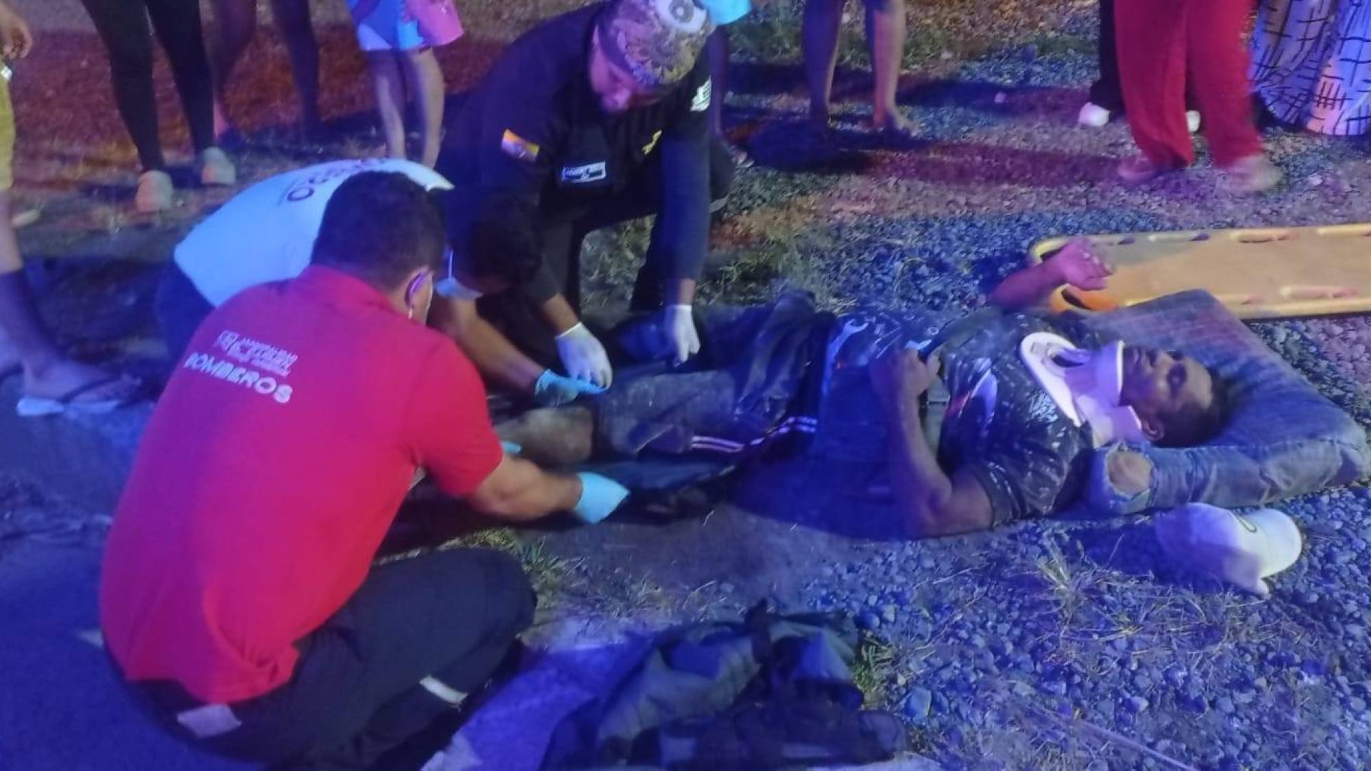 Queda herido en accidente de motocicleta en El Carmen