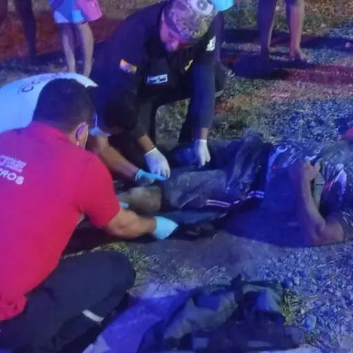 Queda herido en accidente de motocicleta en El Carmen