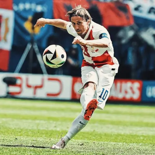 Luka Modric: El niño que gambeteó a la guerra para convertirse en la leyenda eterna de Croacia