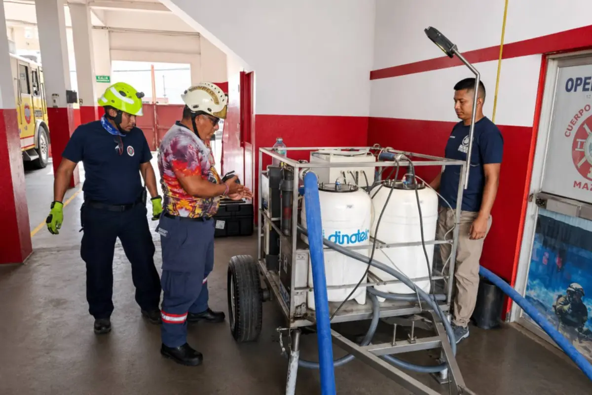 La planta potabilizadora del Cuerpo de Bomberos de Manta. , El Diario