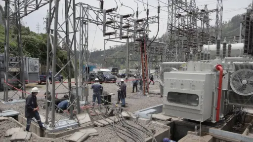 Gobierno instala nuevos transformadores para fortalecer el sistema eléctrico de Quito