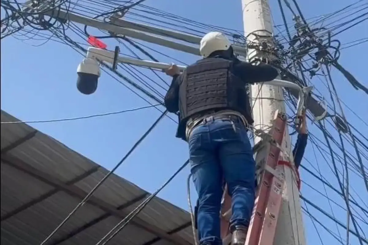 En cuatro cantones de Manabí se retiraron cámara de vigilancia que no tenían permisos de las autoridades., Foto:  ECU-911