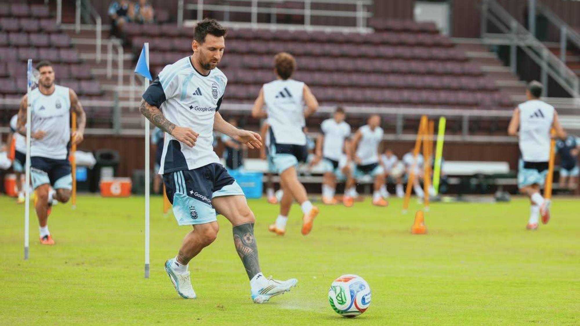 Con Messi y compañía entre algodones, Argentina cierra su pr