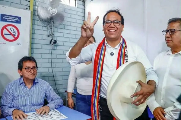 Roberto Sánchez, candidato presidencial por la izquierda peruana. 
