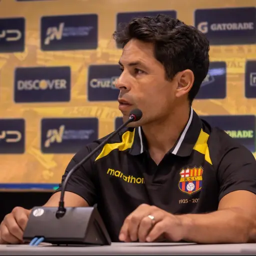 Matías Oyola deja su cargo como director deportivo de Barcelona SC