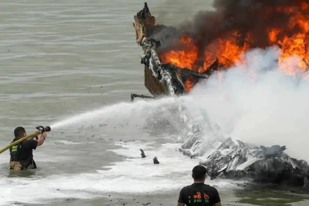 Bono de Contingencia para afectados por incendio en el puerto de Manta
