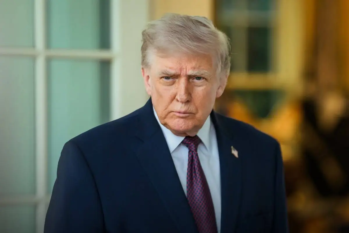Donald Trump insta a Netanyahu a frenar ataques contra Irán