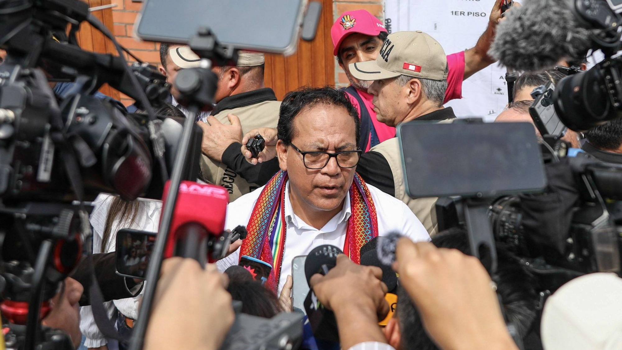Roberto Sánchez se impone a Fujimori en las presidenciales d