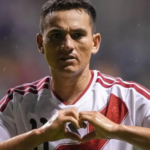 El manabita Jairo Vélez marcó el único gol de la  Selección de Perú en su derrota ante España
