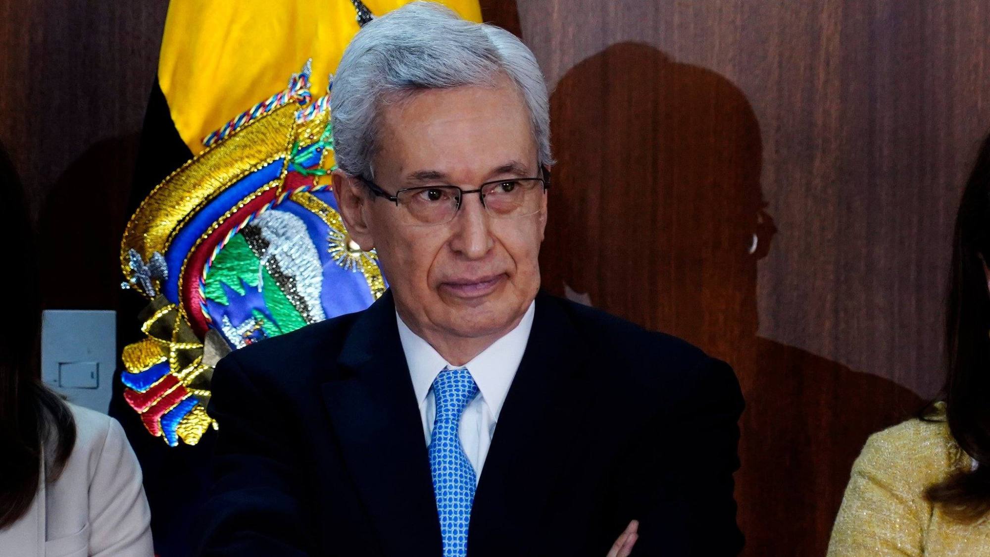Noboa mantiene a Enrique Herrería como secretario jurídico t
