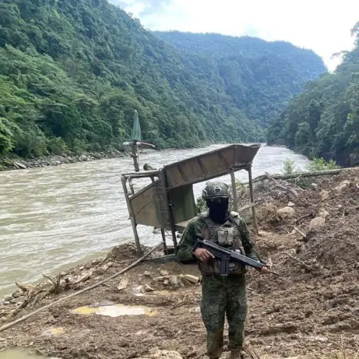 Destruyen maquinaria y campamentos de minería ilegal en Morona Santiago