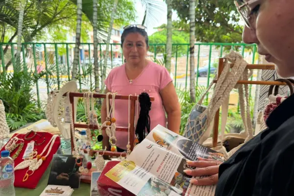 La muestra reunió proyectos comunitarios y emprendimientos que preservan los saberes ancestrales y promueven las economías creativas.