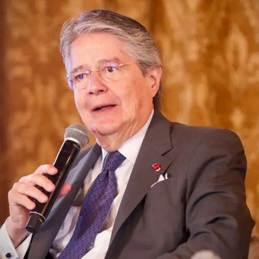 Guillermo Lasso cuestiona al correísmo tras declaraciones de Rafael Correa sobre Rodney Rengel
