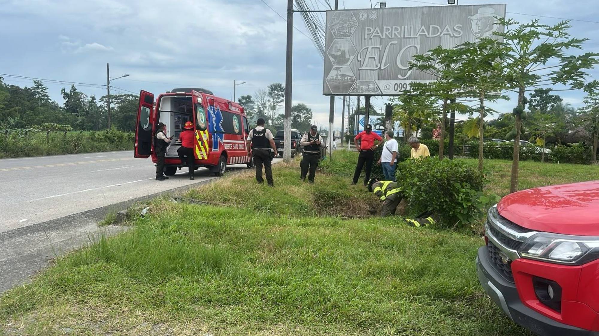 Accidente en Santo Domingo dejó tres heridos; uno fue rescat