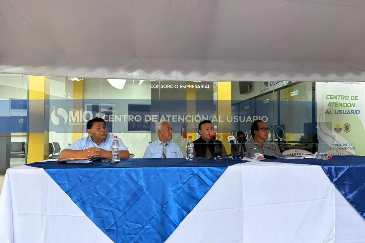 Estudio sobre tarifa plantea USD 0,79 en pasaje urbano de Santo Domingo 