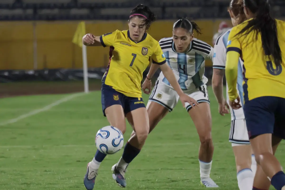 Femenina