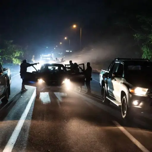 ¡Terror en la via! Familia sufrió violento asalto en la vía Portoviejo-Montecristi; una mujer fue abusada por dos de los delincuentes