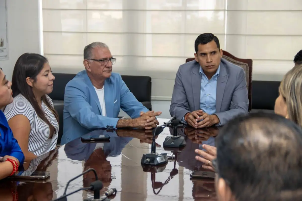 Edison Quimís asume alcaldía de Jipijapa