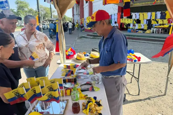 Comerciantes reportaron una mayor afluencia de compradores luego del triunfo de Ecuador, reactivando la venta de artículos mundialistas.