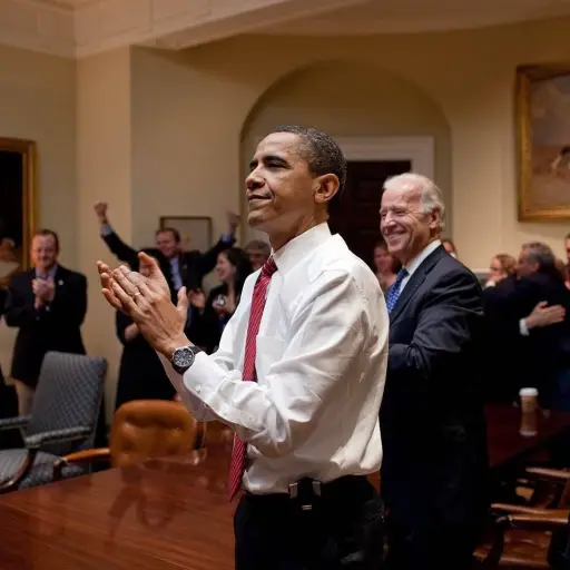 Barack Obama afirma que Estados Unidos está “incluso un poco peor” tras la guerra con Irán