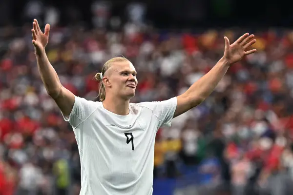 Haaland anotó el gol que le dio la victoria y pase a octavos de final del Mundial. ,Foto por PAUL ELLIS / AFP