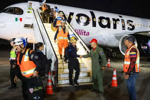 Venezuela recibe apoyo de rescatistas de 17 países tras doble terremoto que deja cientos de víctimas