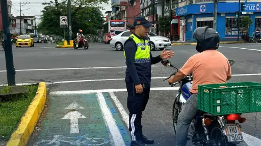Motociclistas podrían pagar multas menores en Santo Domingo si prospera reforma a ordenanza municipal 