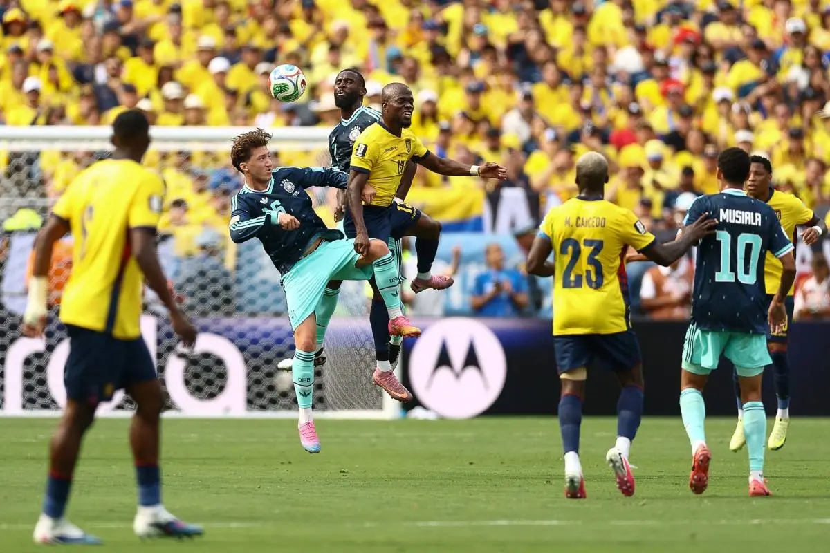 Ecuador clasificó a los 16avos de final de la Copa del Mundo tras vencer a Alemania., Foto: AFP