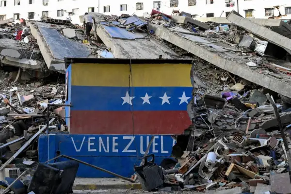 Colapso hospitalario obliga a familiares a llevar cuerpos a la morgue tras terremotos en Venezuela
