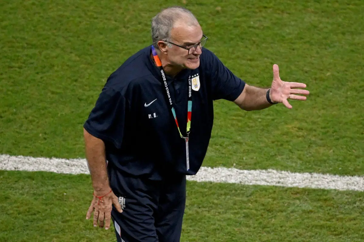 Marcelo Bielsa asume responsabilidad de eliminación de Uruguay