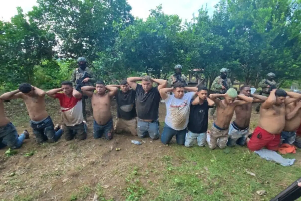 Narcofiesta deja 15 personas detenidas en Guayaquil, según el Ministerio de Defensa.
