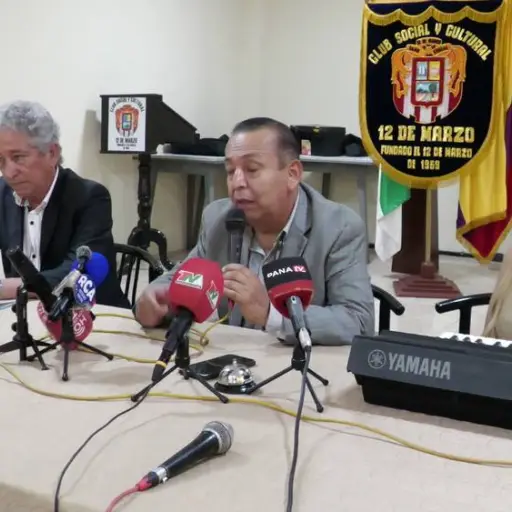 Robert Vera Llorente recibirá reconocimiento por sus 47 años de trayectoria musical