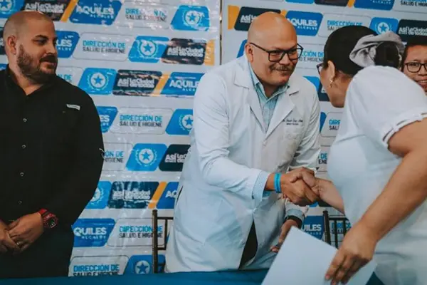 Participantes reciben certificación en primeros auxilios luego de dos meses y medio de capacitación