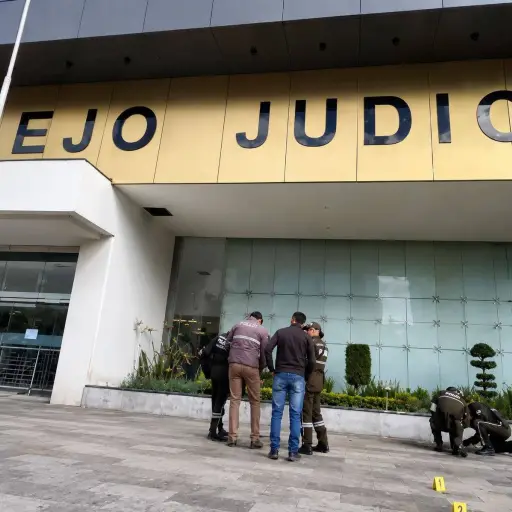 Explosivo es desactivado en el Complejo Judicial Norte de Quito tras alerta de amenaza de bomba