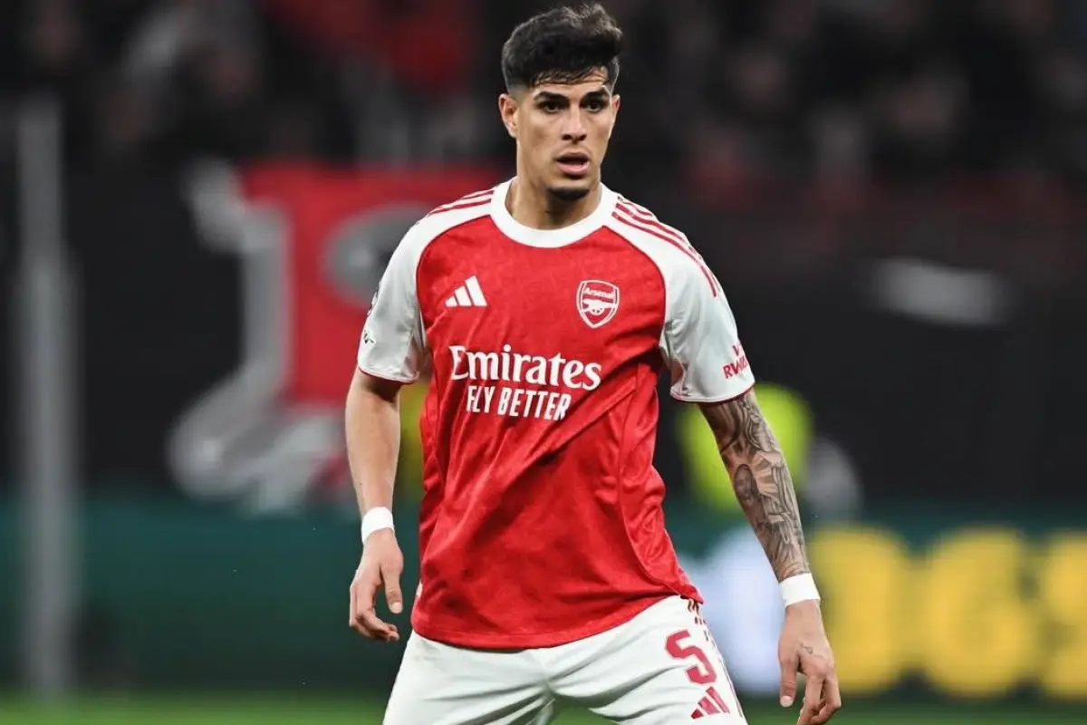Piero Hincapié, defensa ecuatoriano, seguirá en Arsenal hasta el 2031