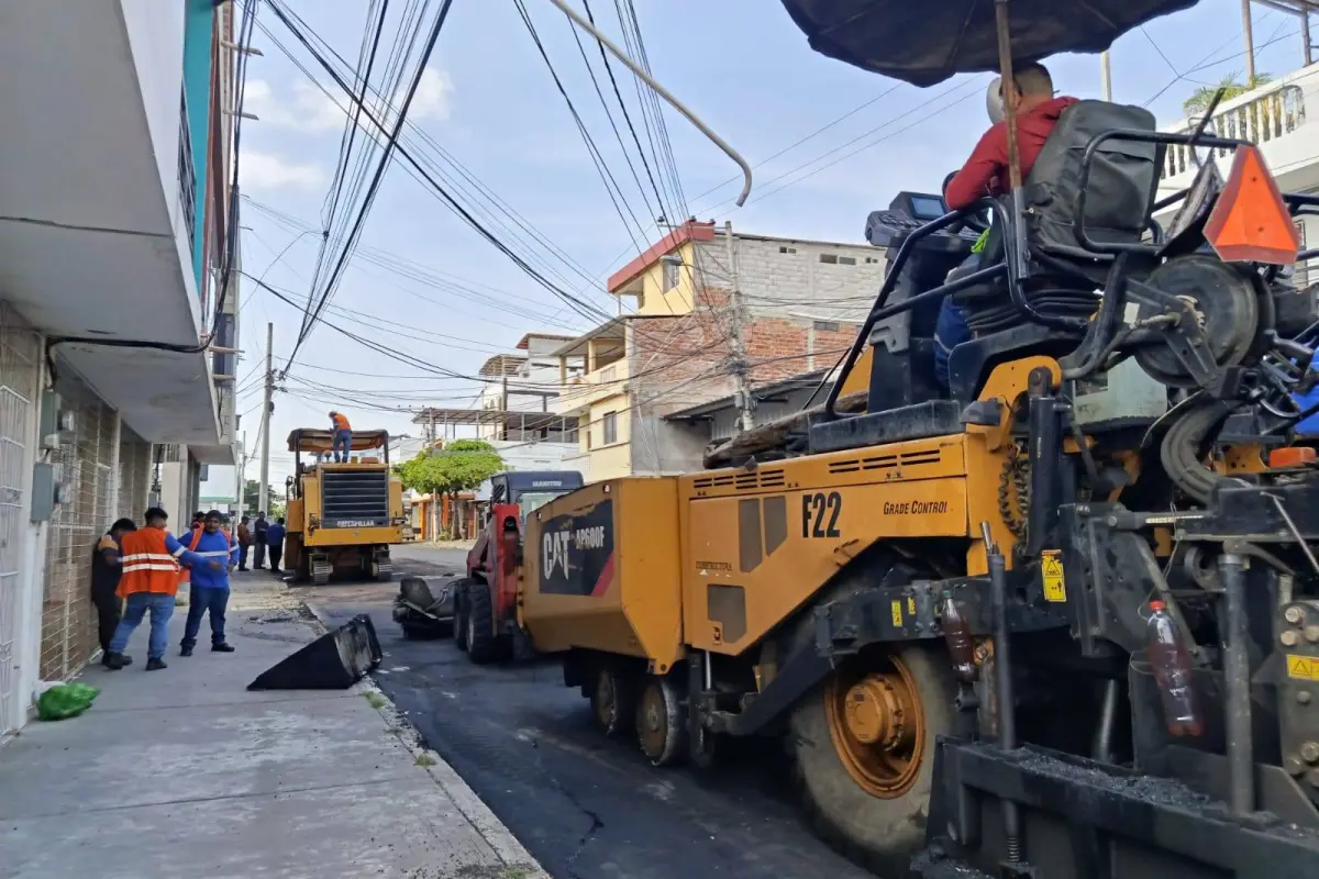 Actualmente el Plan 70K se ejecuta en la avenida 23 del centro de Manta., El Diario