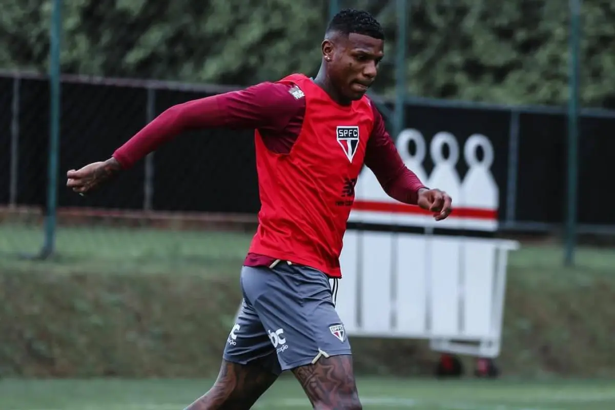 Robert Arboleda ya se entrena con el primer equipo de Sao Paulo