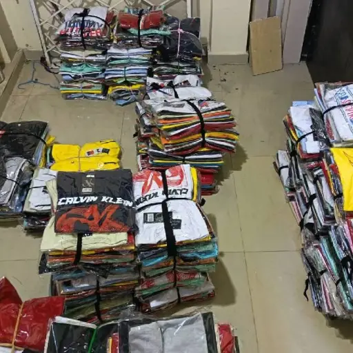 Policía Nacional y la Fiscalía detuvieron a ocho personas por contrabando de mercancías desde Perú