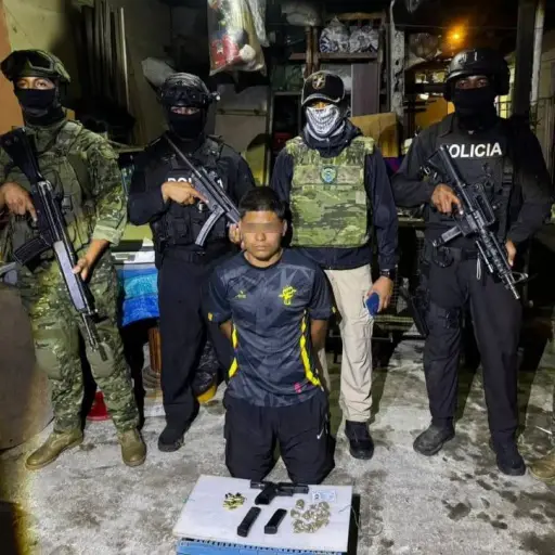 Aprehenden a alias “Chinin” en operativo conjunto en el sector Cristo Vive de Santo Domingo