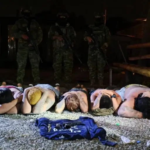 El Ejército Ecuatoriano detuvo a seis presuntos integrantes de Los Fatales en Guayaquil
