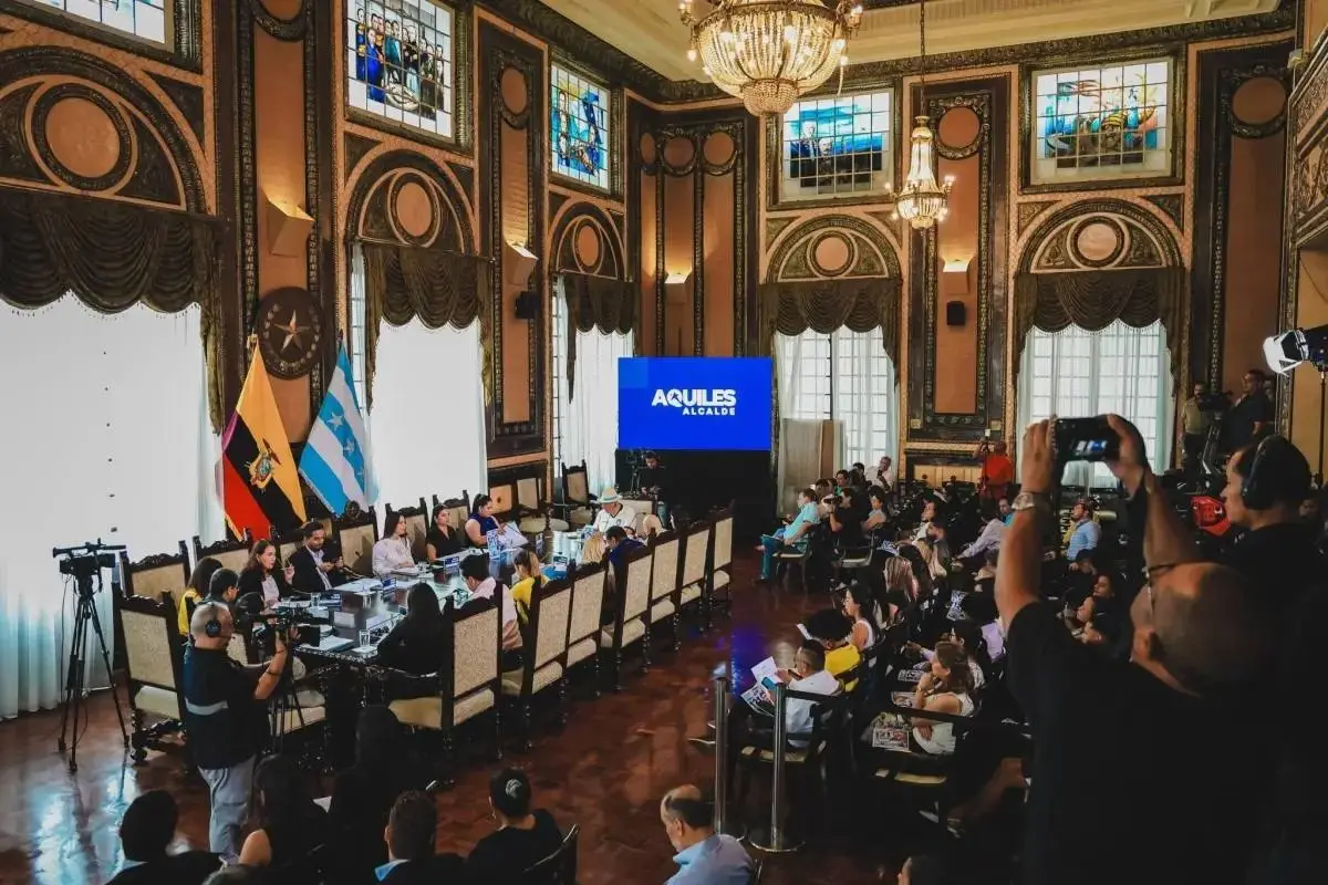 Comisión del Concejo de Guayaquil inicia informe para posible remoción de Aquiles Alvarez., X: @alcaldiagye