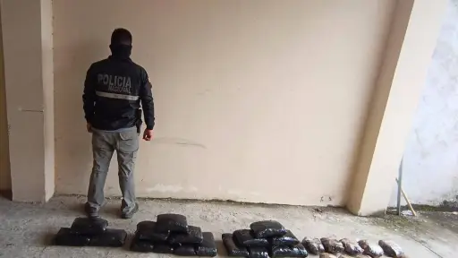 Durante operativo policial «ATLAS-068» localizan un centro de acopio de drogas en la provincia de Manabí