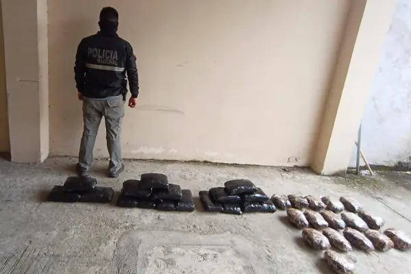 Durante operativo policial «ATLAS-068» localizan un centro de acopio de drogas en la provincia de Manabí