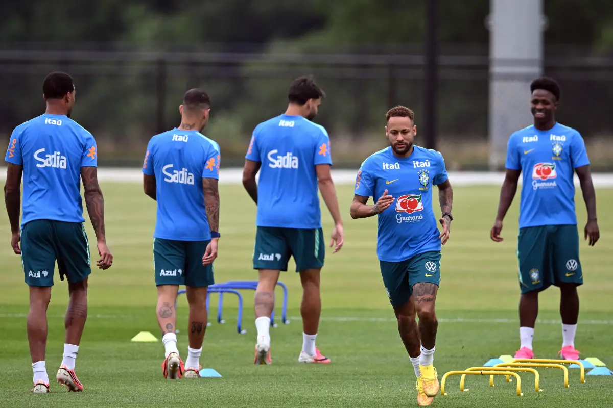 Quien sí entrenó con normalidad fue Neymar y se espera su debut ante Escocia., Mauro PIMENTEL/AFP