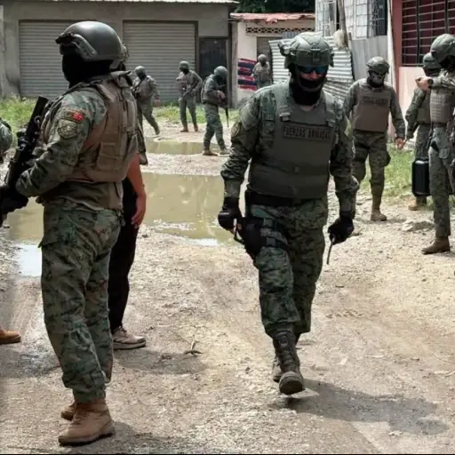 Gobierno regula presencia de fuerzas internacionales bajo mando ecuatoriano