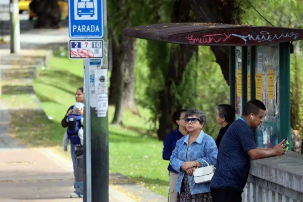 Medio pasaje en Ecuador: hasta qué edad aplica según la Ley de Tránsito.