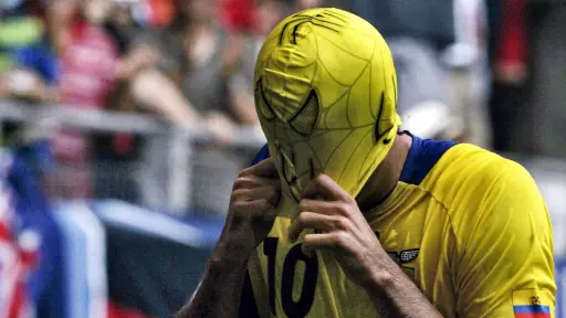 ¡Voz autorizada! Jaime Iván Kaviedes cuestiona a Beccacece antes del duelo clave entre Ecuador y Alemania
