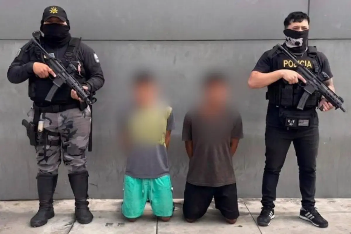 Los dos aprehendidos por presunta extorsión a comerciante en Manta tras operativo de la UNASE